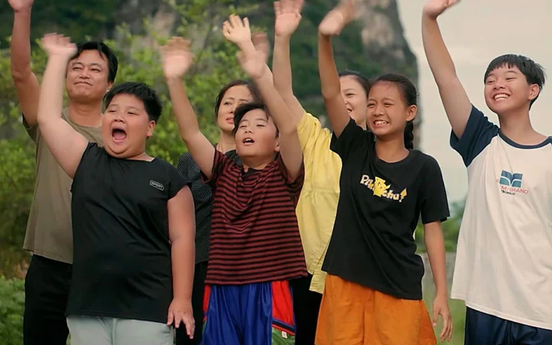 Dàn diễn viên là điểm cộng lớn của cách em 1 milimet