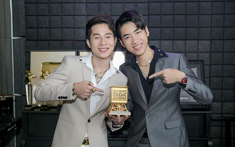 Thời Hoàng Kim Đầy Đột Phá