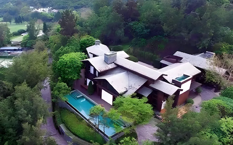 Biệt Thự Hoành Tráng ở Hong Kong