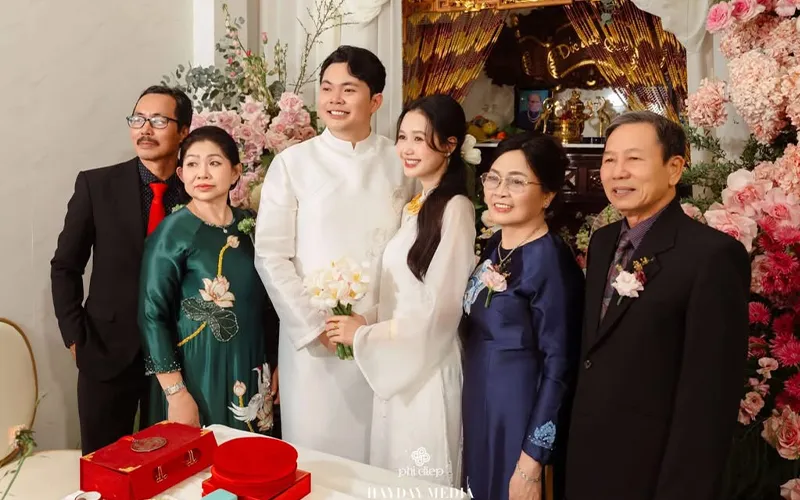 Hành Trình Tìm Hiểu Giữa Hai Gia Đình