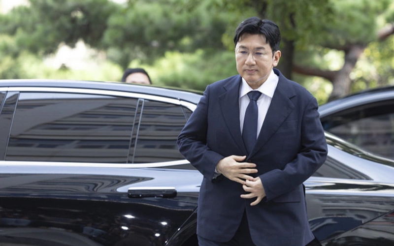 Chủ tịch Bang Si-hyuk