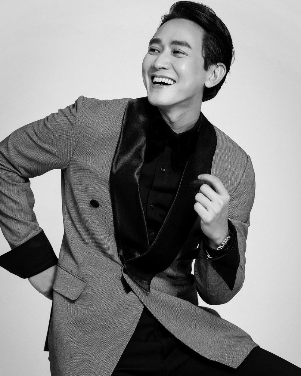 Hứa Vĩ Văn Lột Xác Ấn Tượng Trong Hộ Linh Tráng Sĩ: Bí Ẩn Mộ Vua Đinh