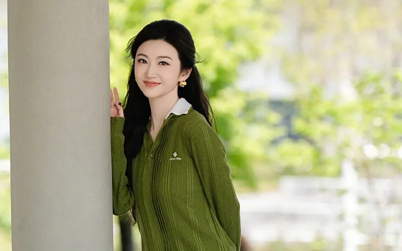 Tin Đồn Chấn Động và Diễn Biến Nhanh Chóng