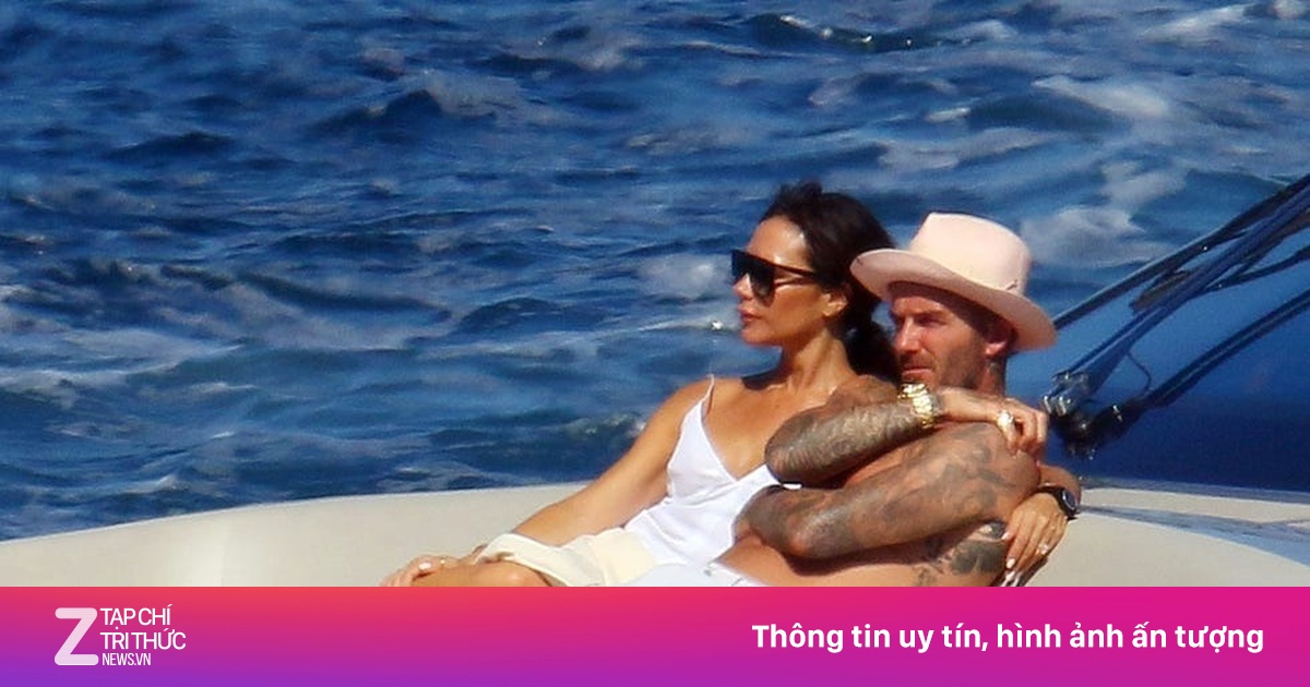 Tom Cruise Hôn Tay Victoria Beckham Gây Bão Mạng Xã Hội Giữa Lễ Vinh Danh David Beckham